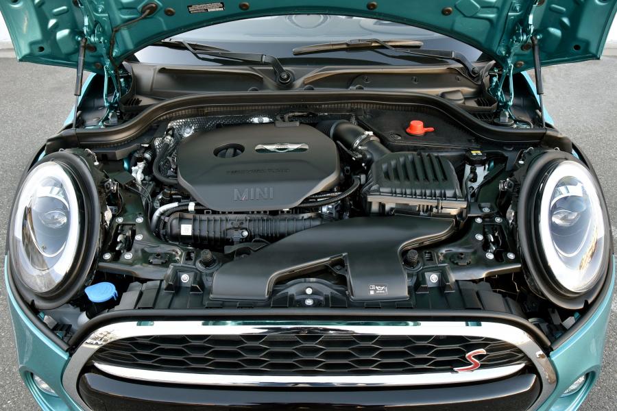  Mini Cooper S Cabrio 2016 года  (US) (фото 24 из 30)